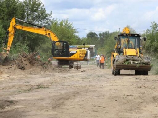 На Одещині доручили ремонтувати дорогу до кладовища компанії депутата від ОПЗЖ
